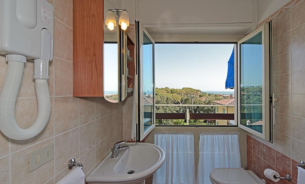 Hotel Areion Forte dei Marmi Exterior photo