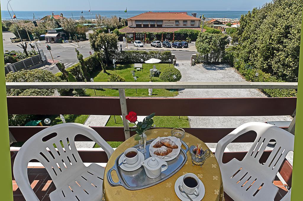 Hotel Areion Forte dei Marmi Exterior photo