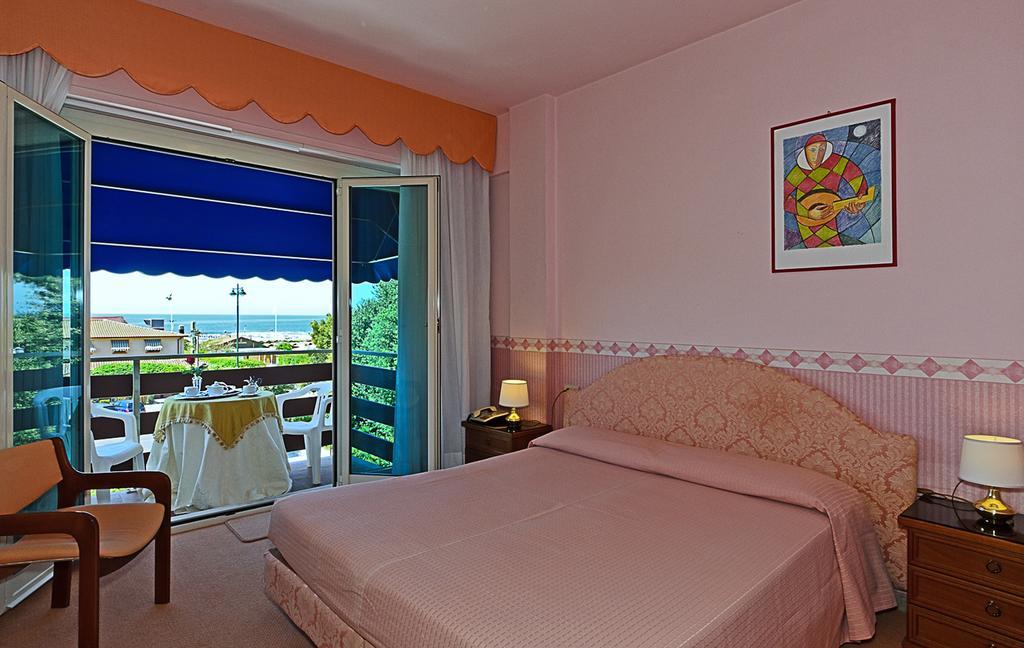 Hotel Areion Forte dei Marmi Exterior photo