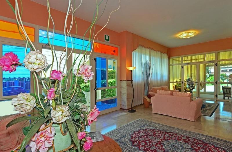Hotel Areion Forte dei Marmi Exterior photo